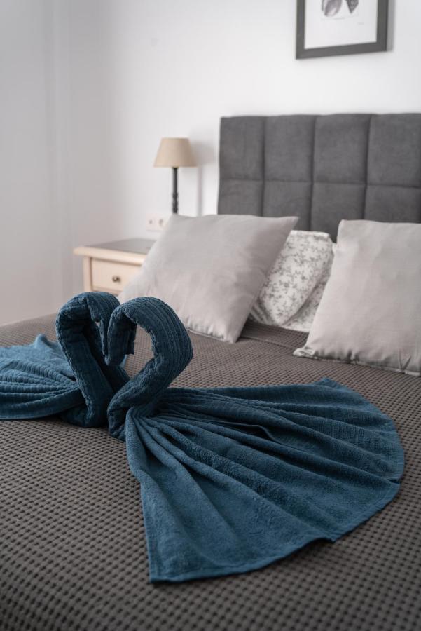 Freshly Renovated, Modern Penthouse Pueblo Evita! Benalmadena Bagian luar foto