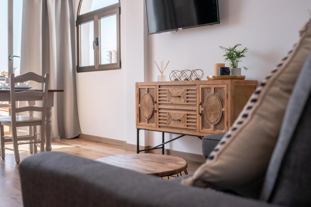 Freshly Renovated, Modern Penthouse Pueblo Evita! Benalmadena Bagian luar foto