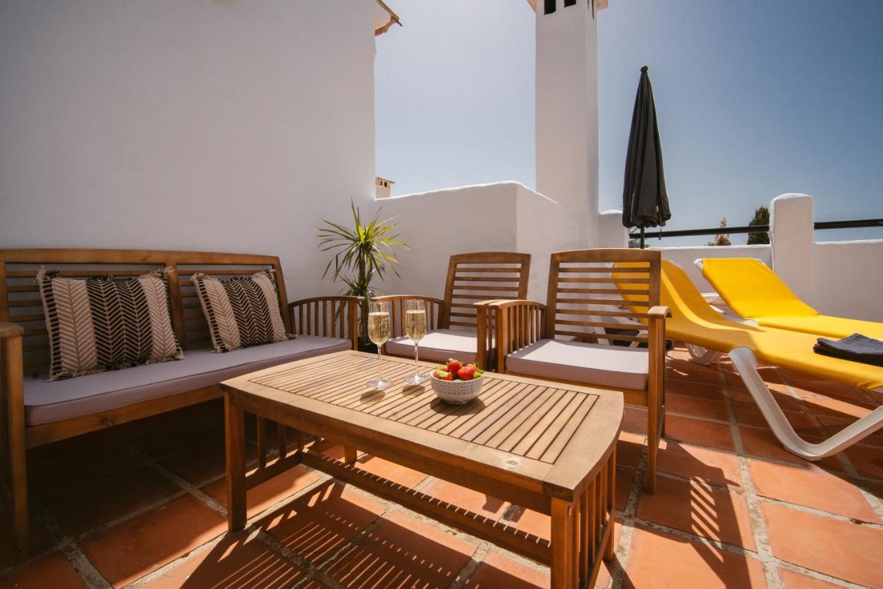 Freshly Renovated, Modern Penthouse Pueblo Evita! Benalmadena Bagian luar foto